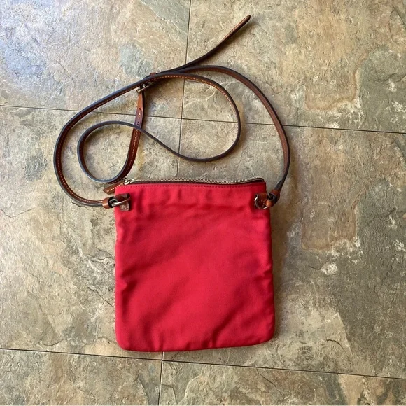 Dooney&Bourke nylon north south triple zip Red Crossbody Bag - Picture 2 of 14